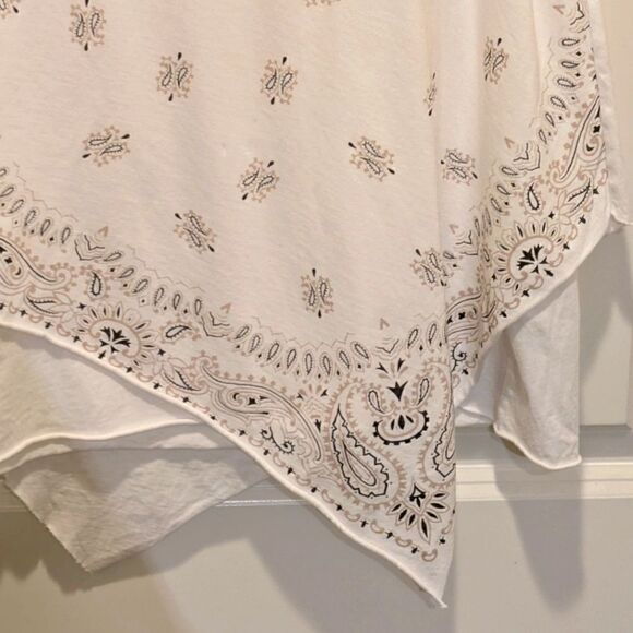 EUC All Saints XS Bandana Print Daisy Tee - Picture 5 of 7